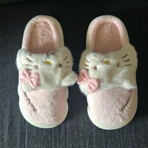 Hello Kitty Slippers